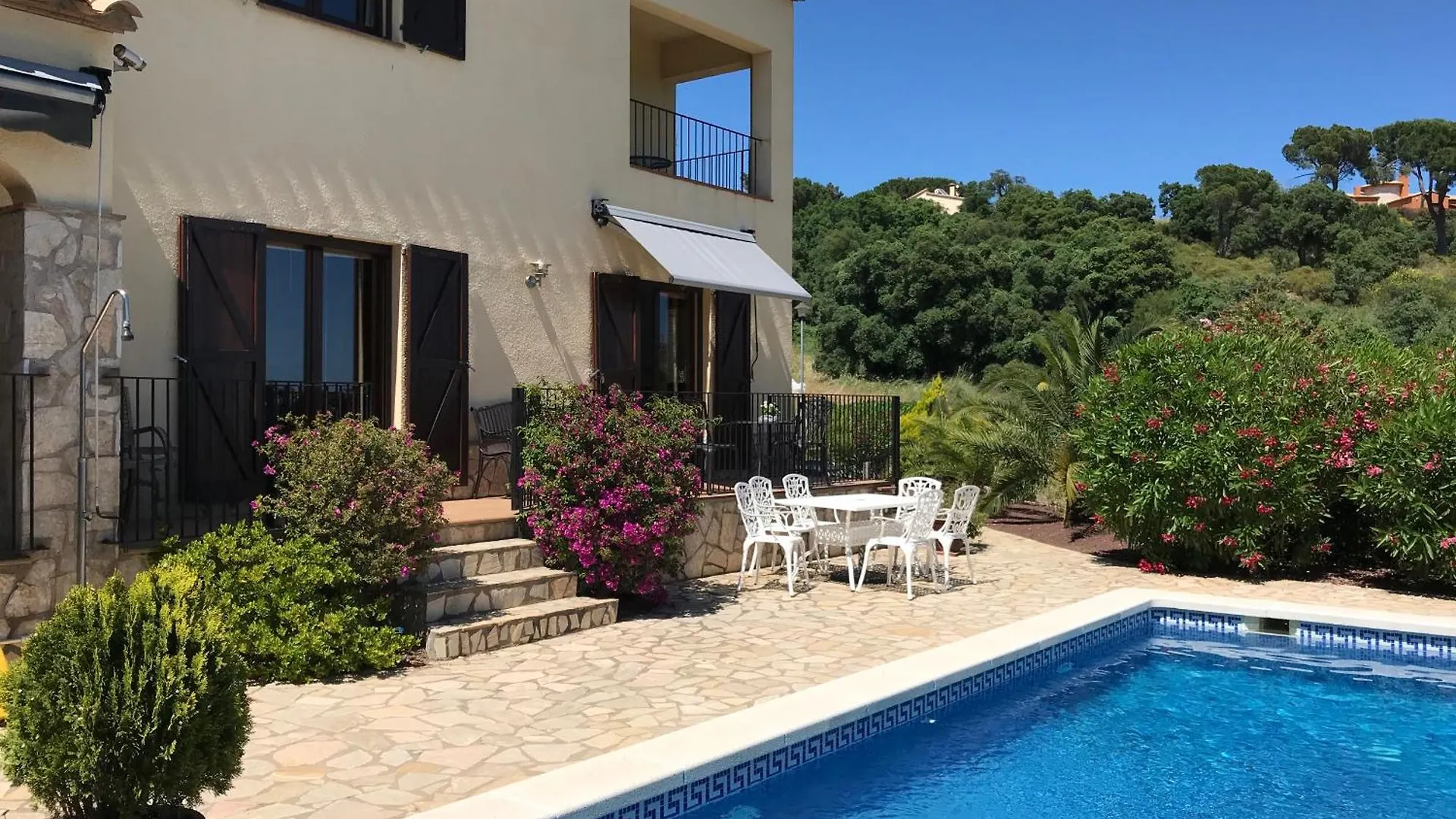 Villa Tranquila Large Luxury 3 Bedroomed 2 Bathrooms Private Villa With Pool And Sea Views In Calonge Sant Antoni De Calonge